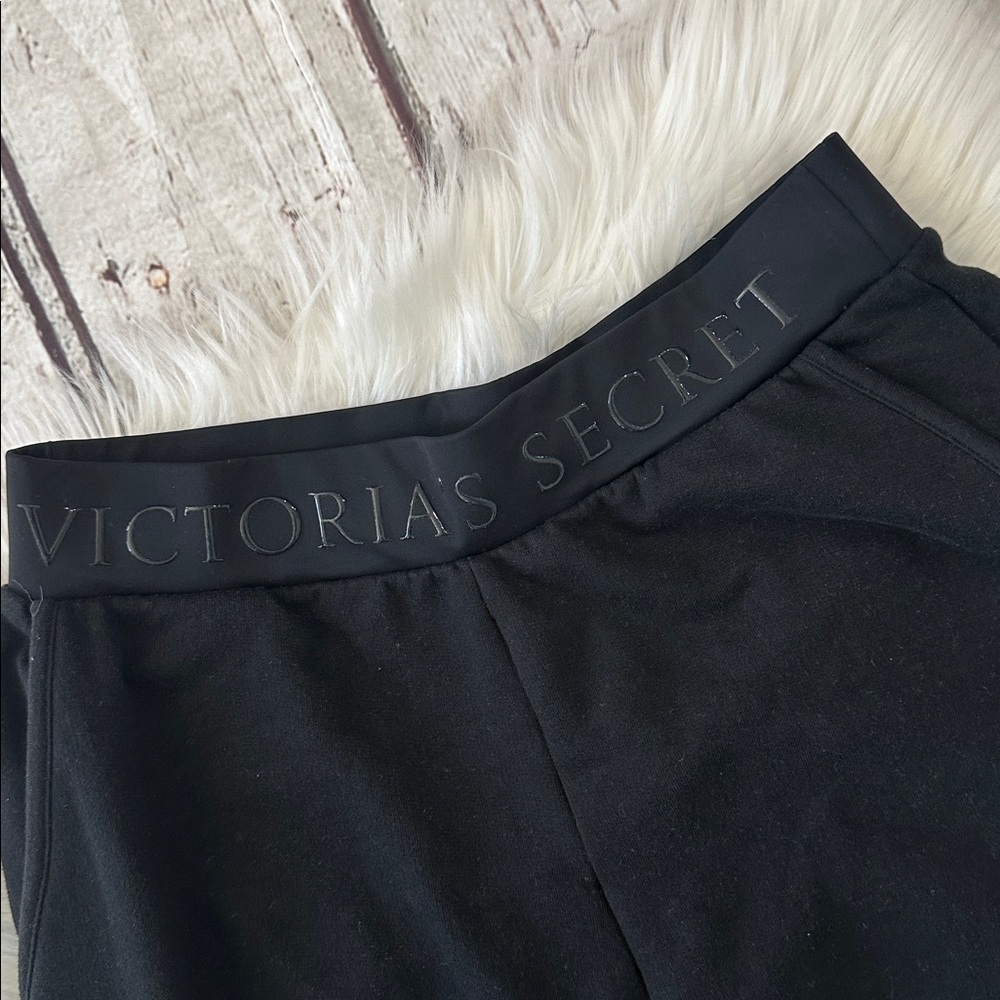 Victoria's Secret Logo Waistband Fleece Joggers - Classic Black Size Medium - Picture 3 of 7